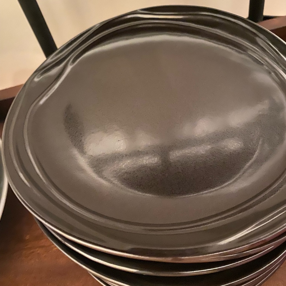 New Nambe’ Black Ceramic Plate (4) - Picture 2 of 3